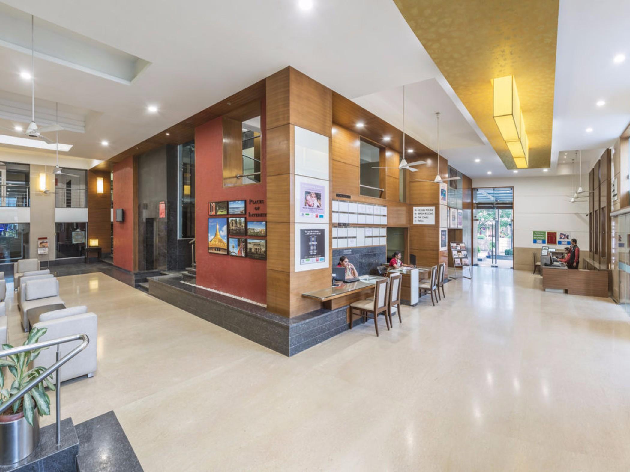 Gcc Hotel And Club Mira-Bhayandar Екстер'єр фото