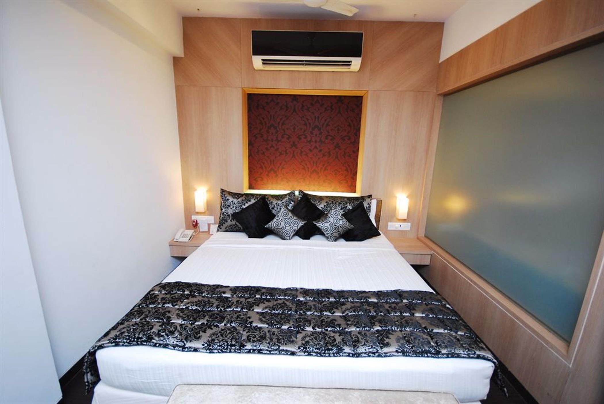 Gcc Hotel And Club Mira-Bhayandar Екстер'єр фото