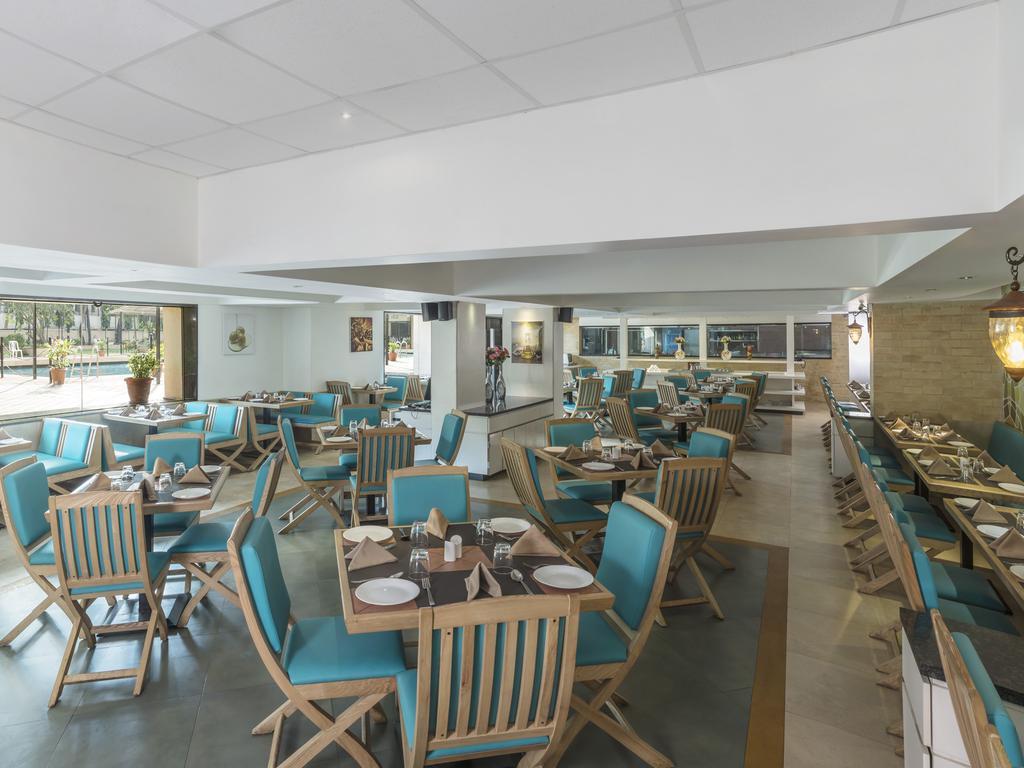 Gcc Hotel And Club Mira-Bhayandar Екстер'єр фото