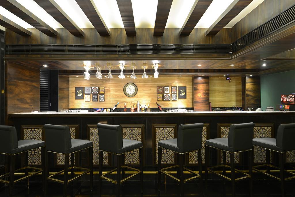 Gcc Hotel And Club Mira-Bhayandar Екстер'єр фото
